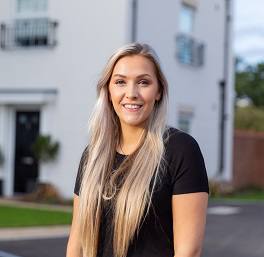First-time buyer Faith, 23, delighted with one-bedroom new-build apartment in Warwick